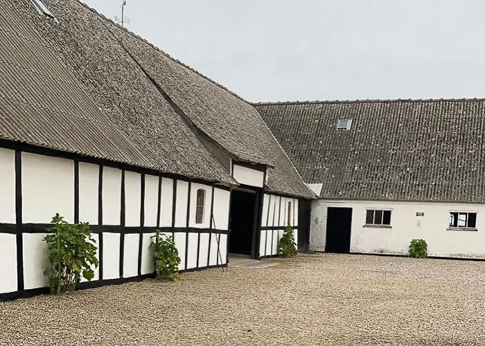 Sommerliv Bed & Breakfast Tranekaer